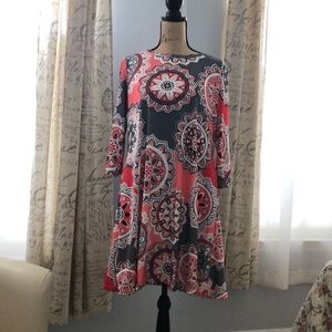 Womens multi colored dress size L